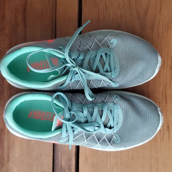 Nike Flex Fury 2 running shoes - Picture 3 of 7